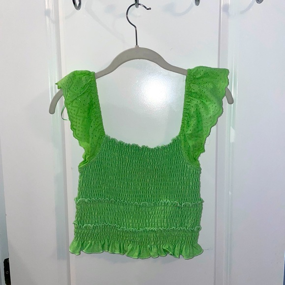 Green Ruffle Crop Top - Picture 2 of 4